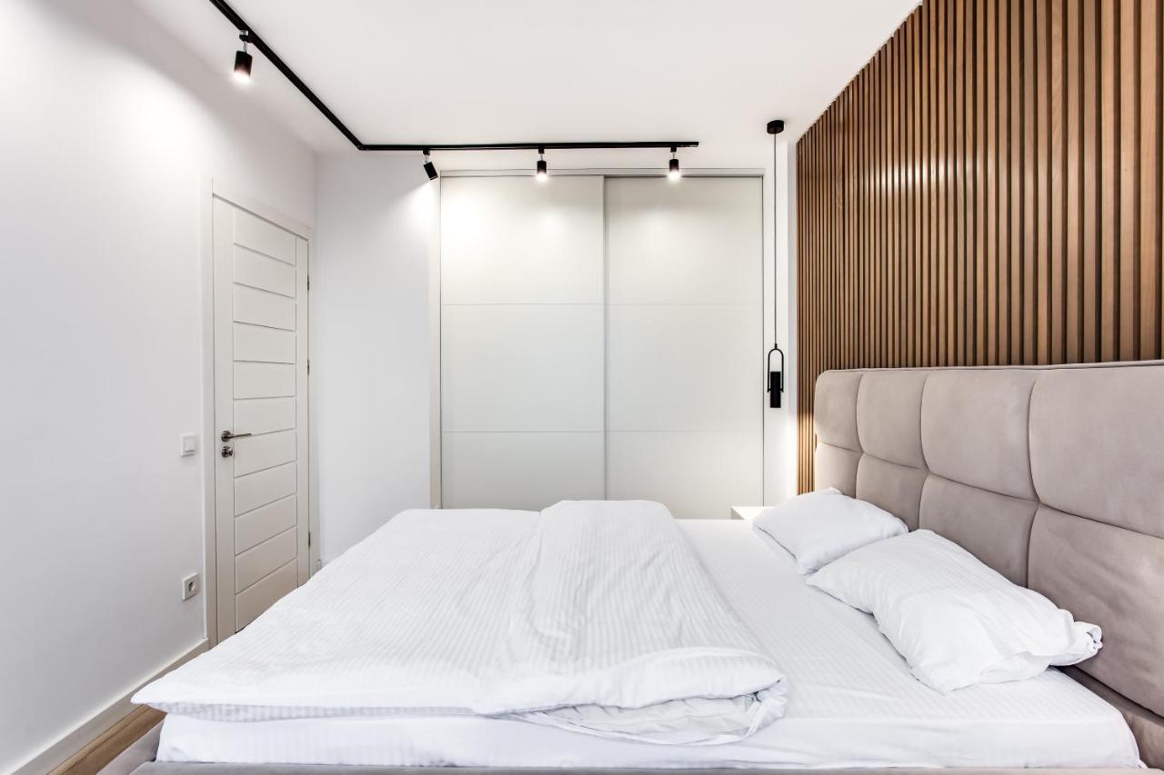 Vip Apartments リヴィウ エクステリア 写真