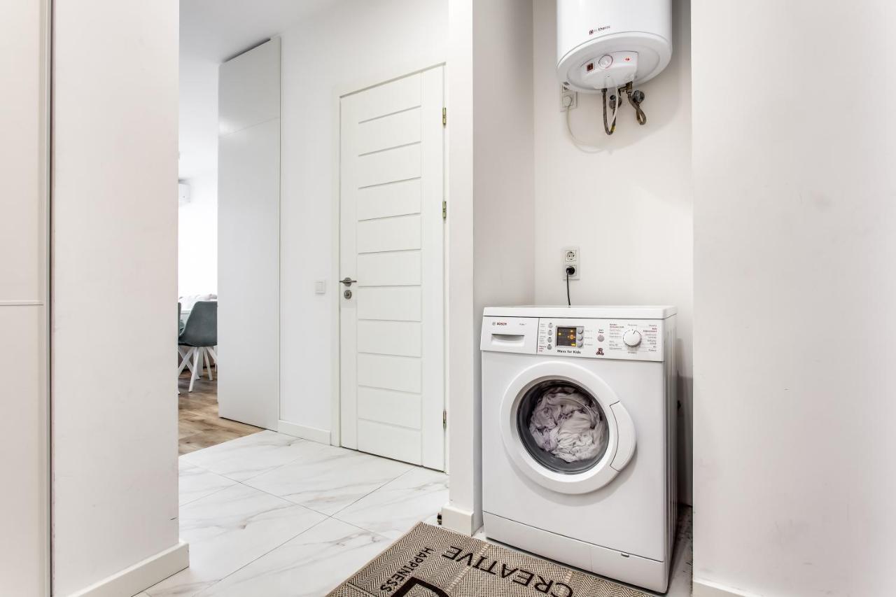Vip Apartments リヴィウ エクステリア 写真